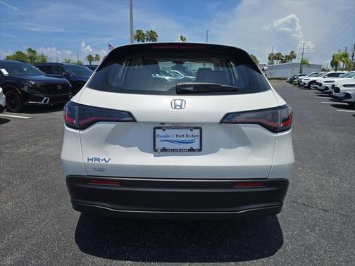 2025 Honda HR-V LX