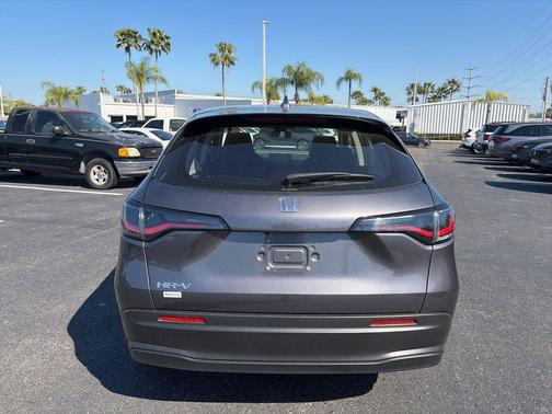 2023 Honda HR-V LX
