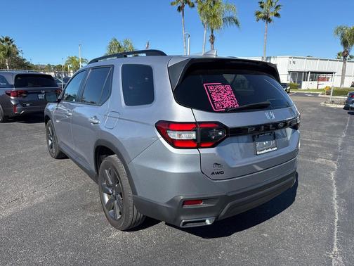 2025 Honda Pilot Sport