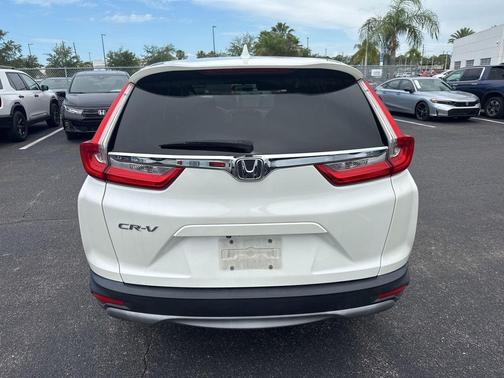 White Diamond Pearl 2018 Honda CR-V EX