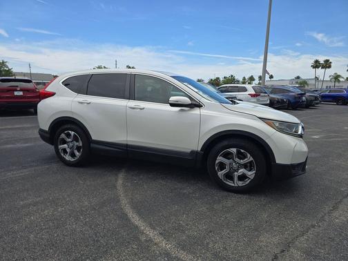 White Diamond Pearl 2018 Honda CR-V EX