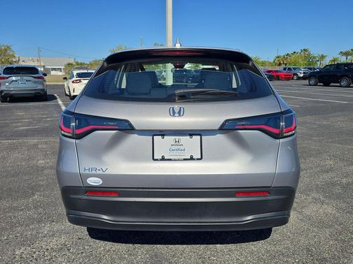 Lunar Silver Metallic 2025 Honda HR-V LX
