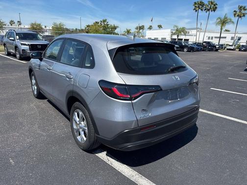 2025 Honda HR-V LX