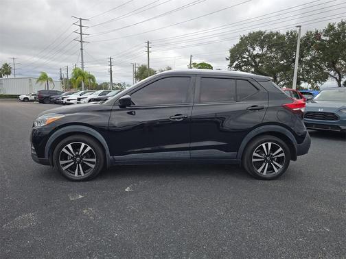 2020 Nissan Kicks SV