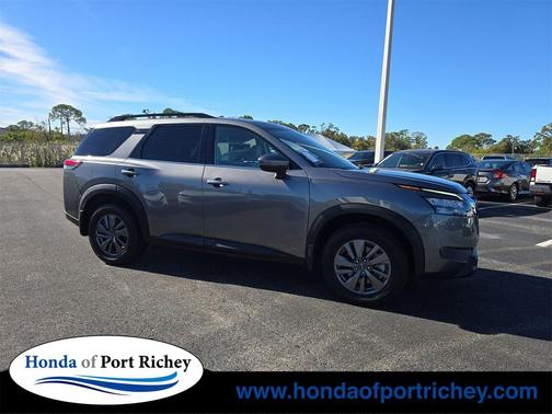 2024 Nissan Pathfinder SV FWD