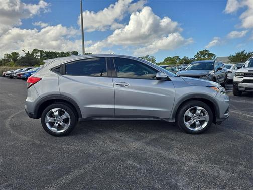 2020 Honda HR-V LX