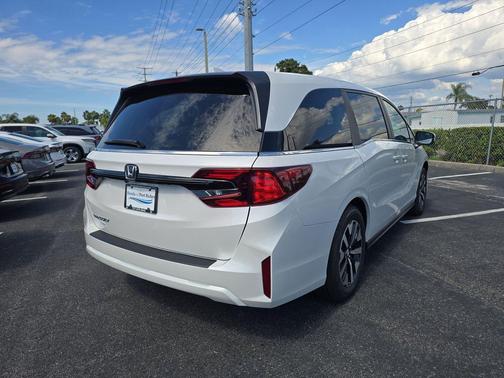 Platinum 2026 Honda Odyssey EX-L