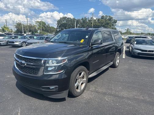 2018 Chevrolet Suburban LT