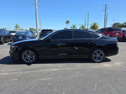 Crystal Black Pearl 2024 Honda Accord EX