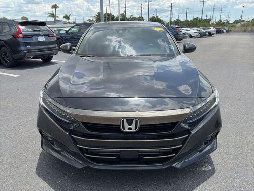 Crystal Black Pearl 2022 Honda Accord Sport SE 1.5T