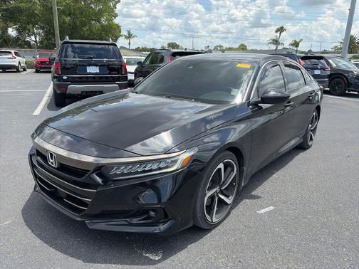 Crystal Black Pearl 2022 Honda Accord Sport SE 1.5T