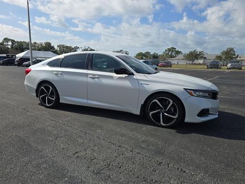 2022 Honda Accord Hybrid Sport