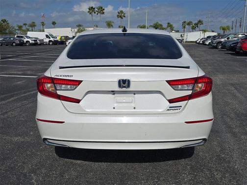 2022 Honda Accord Hybrid Sport