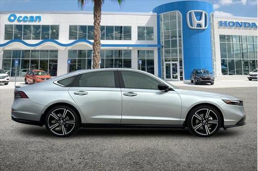 2025 Honda Accord Hybrid Base
