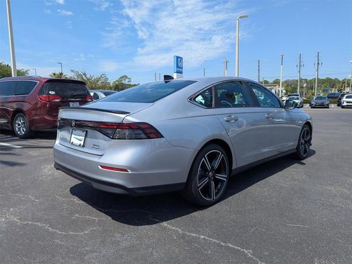 2025 Honda Accord Hybrid Base