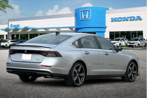 2025 Honda Accord Hybrid Base