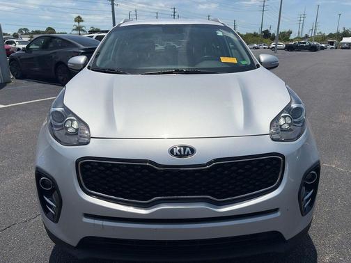 Sparkling Silver 2019 Kia Sportage EX