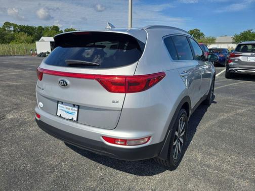 Sparkling Silver 2019 Kia Sportage EX
