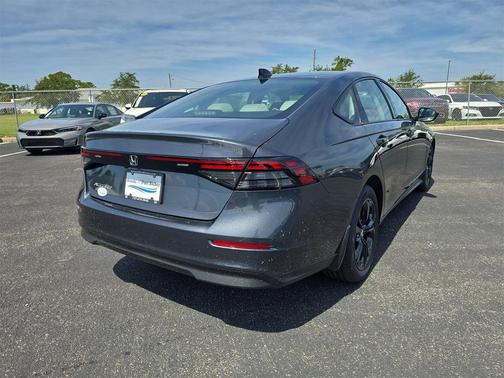 2025 Honda Accord Sport SE 1.5T