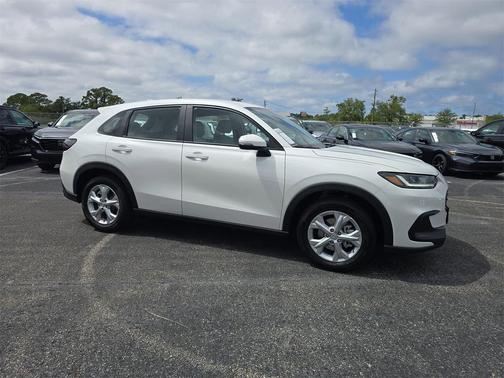 2023 Honda HR-V LX