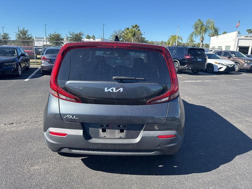 2022 Kia Soul LX