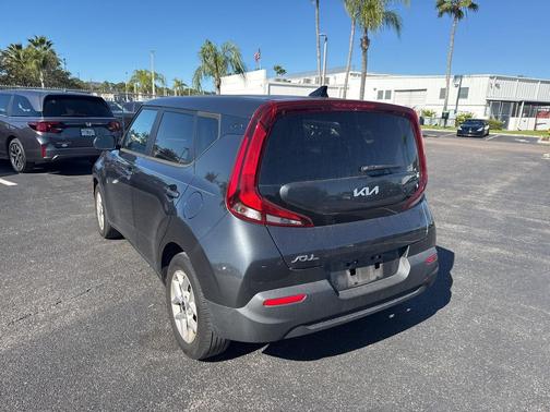 2022 Kia Soul LX