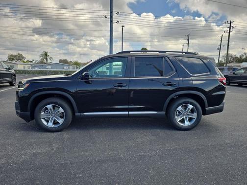 Crystal Black Pearl 2026 Honda Pilot EX-L