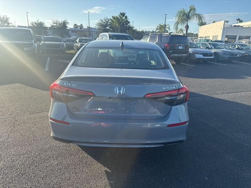 2023 Honda Civic Touring