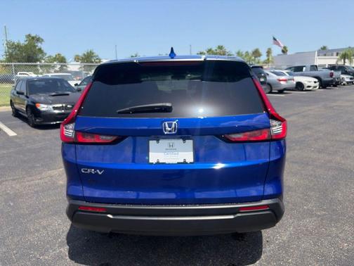 White 2025 Honda CR-V EX