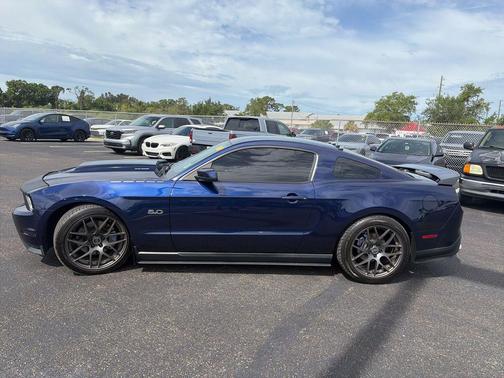 Kona Blue Metallic 2011 Ford Mustang GT Premium