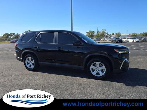 2023 Honda Pilot 2WD LX
