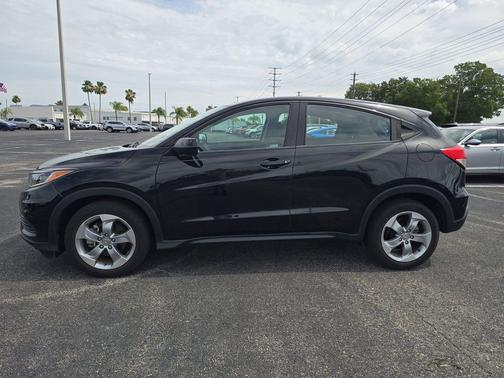 Crystal Black Pearl 2020 Honda HR-V LX