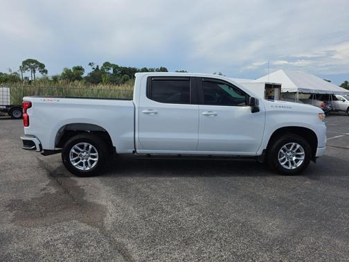 Summit White 2023 Chevrolet Silverado 1500 RST