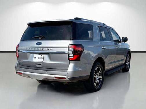 Silver Metallic 2024 Ford Expedition Limited