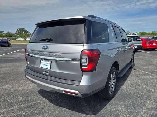 Silver Metallic 2024 Ford Expedition Limited