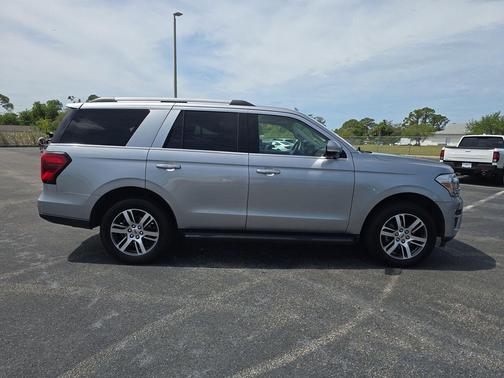 Silver Metallic 2024 Ford Expedition Limited