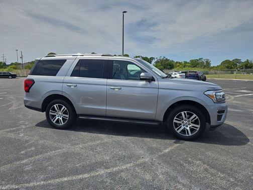 Silver Metallic 2024 Ford Expedition Limited