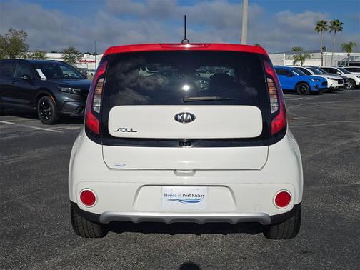 2017 Kia Soul +