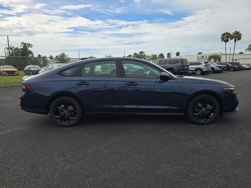2025 Honda Accord Sport SE 1.5T