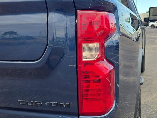 2022 Chevrolet Silverado 2500 Custom