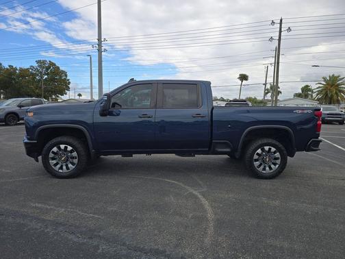 2022 Chevrolet Silverado 2500 Custom