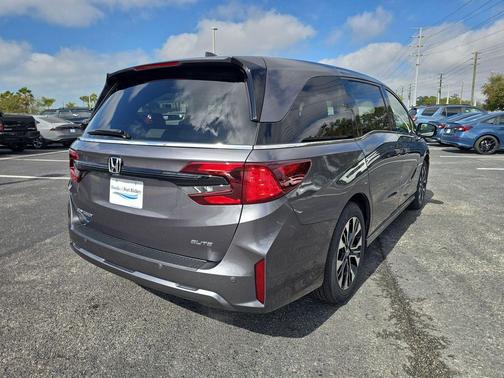 Modern Steel Metallic 2026 Honda Odyssey Elite