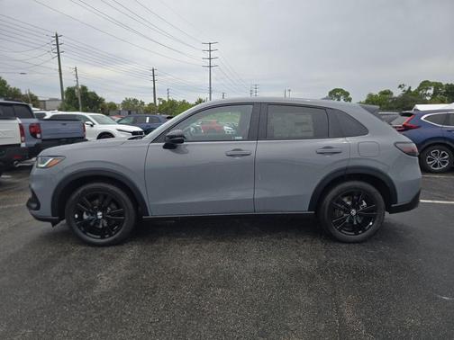 Urban Gray Pearl 2027 Honda HR-V Sport AWD