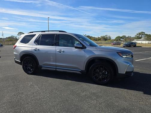2025 Honda Pilot Touring 8-Passenger