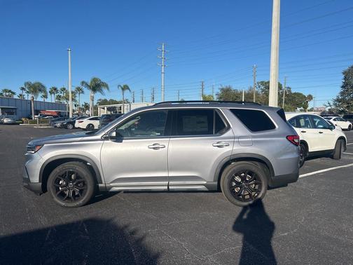 2025 Honda Pilot Touring 8-Passenger