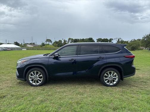 2022 Toyota Highlander Limited