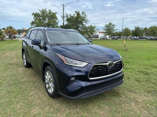 2022 Toyota Highlander Limited