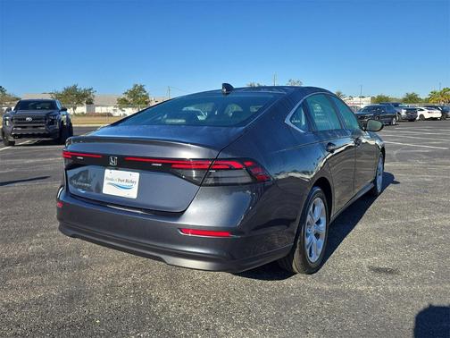 2025 Honda Accord LX 1.5T