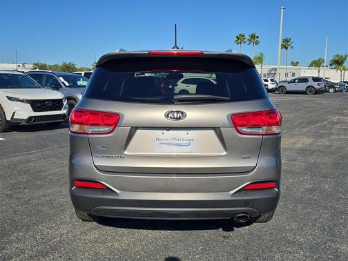 2017 Kia Sorento LX
