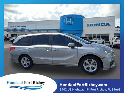 Lunar Silver Metallic 2018 Honda Odyssey EX-L